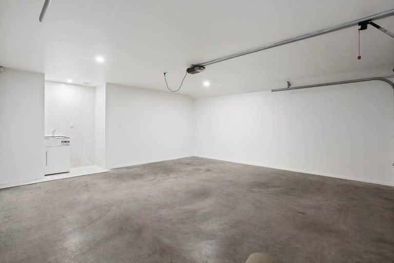 Photo of property in 8 Vino Cina Heights, Ranui, Auckland, 0612