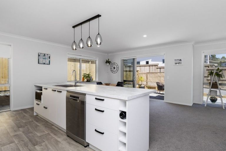 Photo of property in 9 Anatere Rise, Athenree, Waihi Beach, 3177