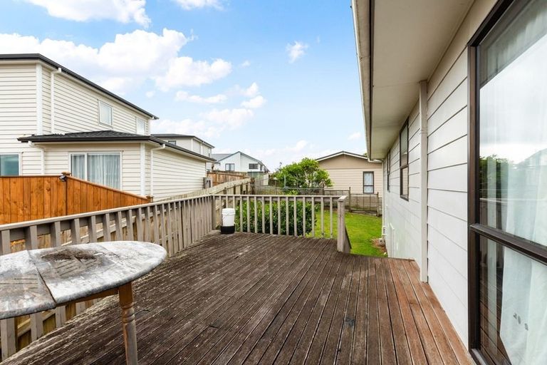 Photo of property in 150a Don Buck Road, Massey, Auckland, 0614