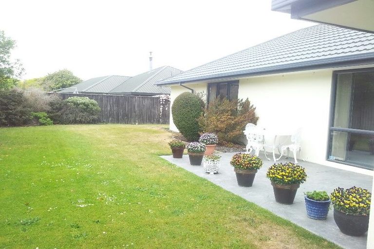 Photo of property in 50 Puhara Avenue, Parklands, Christchurch, 8083