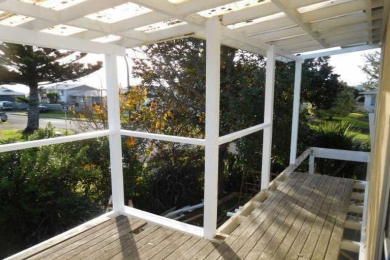 Photo of property in 53 Hume Street, Waitara, 4320