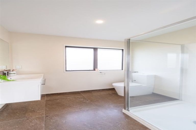 Photo of property in 8 Derek Anderson Place, Halswell, Christchurch, 8025