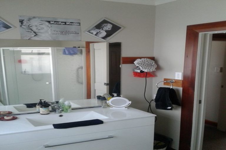 Photo of property in 2 Ballance Street, Kihikihi, Te Awamutu, 3800