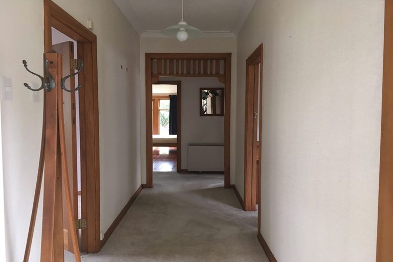 Photo of property in 11 Brook Street, Waiwhetu, Lower Hutt, 5010