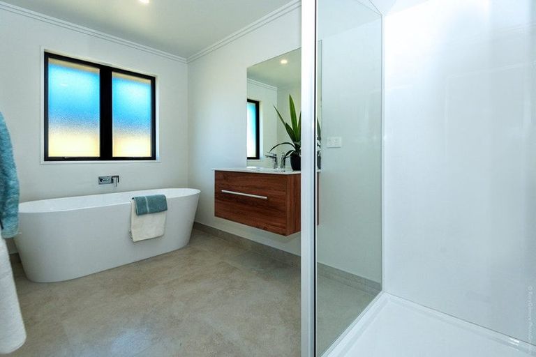 Photo of property in 10 Monarch Drive, Rolleston, 7614