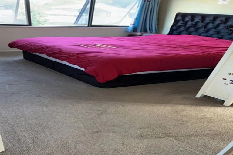 Photo of property in 7 Clarion Place, Glendene, Auckland, 0602