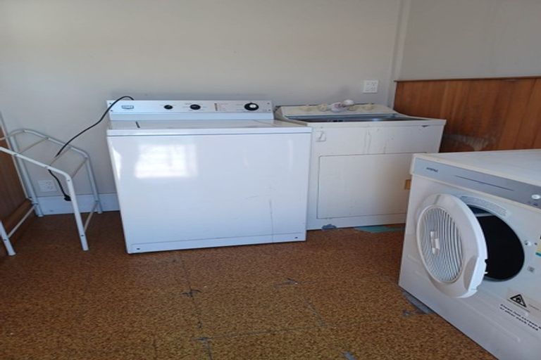 Photo of property in 106 Brougham Street, Mount Victoria, Wellington, 6011