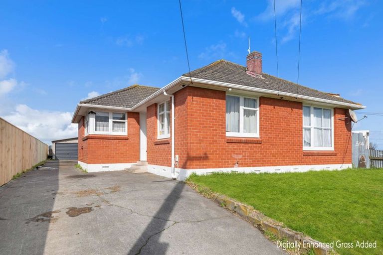 Photo of property in 60 Matipo Street, Castlecliff, Whanganui, 4501