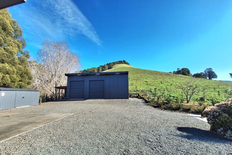 Photo of property in 346 Kirikopuni Road, Parakao, Whangarei, 0172