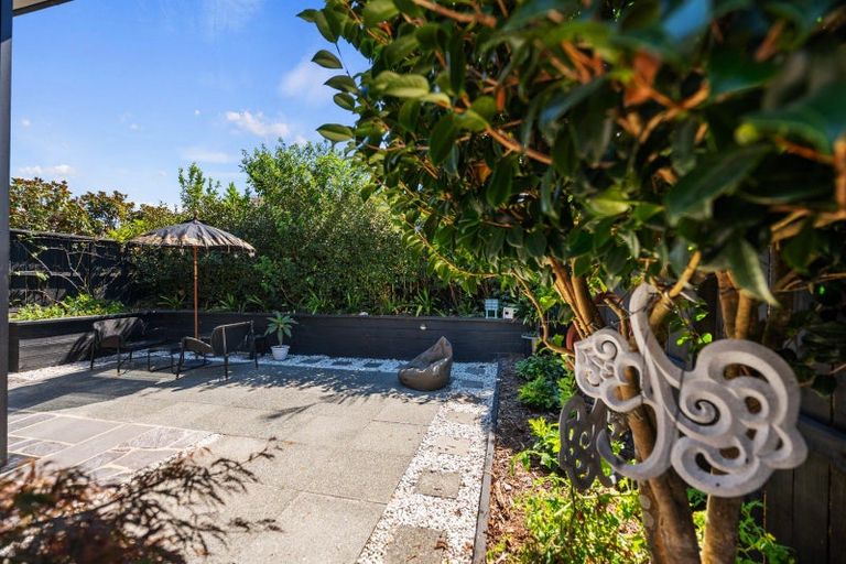 Photo of property in 2/21 Hauraki Road, Hauraki, Auckland, 0622