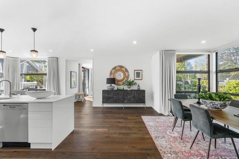 Photo of property in 42 Tui Street, Fendalton, Christchurch, 8041