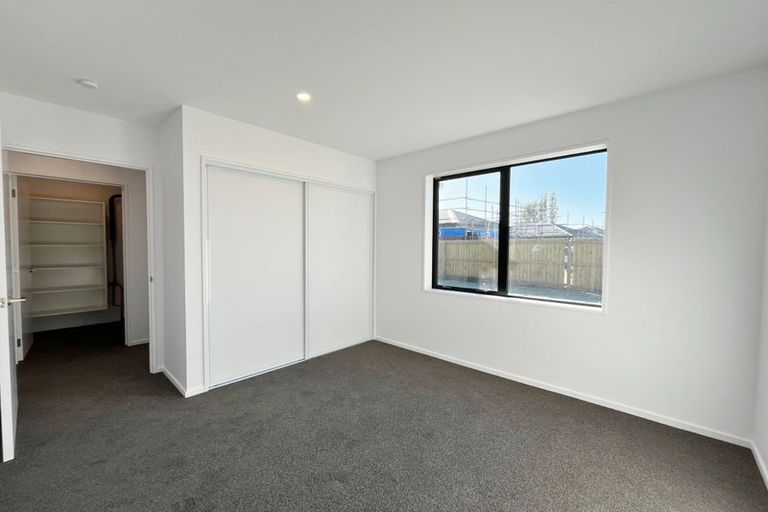 Photo of property in 30 Llew Summers Street, Belfast, Christchurch, 8051