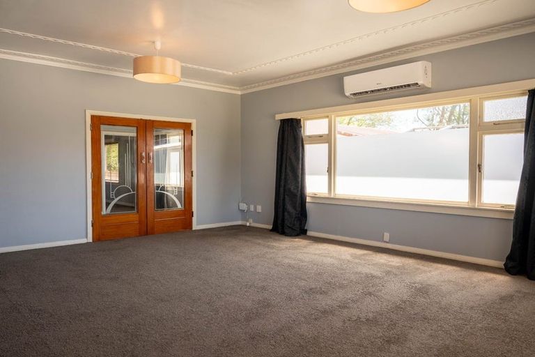 Photo of property in 12 Vera Street, Marton, 4710