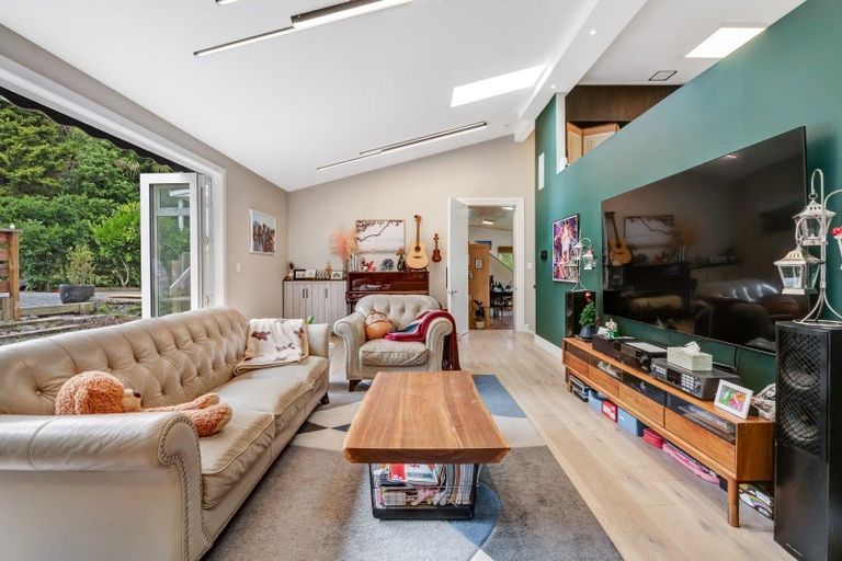 Photo of property in 295 Kanohi Road, Kaukapakapa, 0873