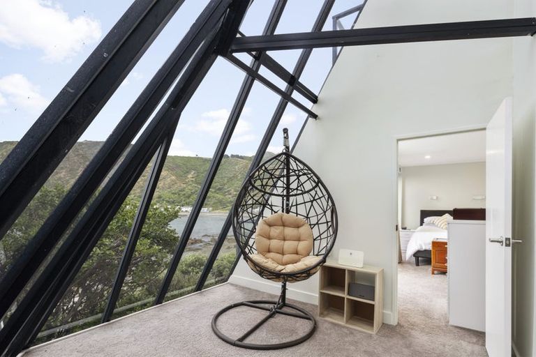 Photo of property in 12 Owhiro Bay Parade, Owhiro Bay, Wellington, 6023