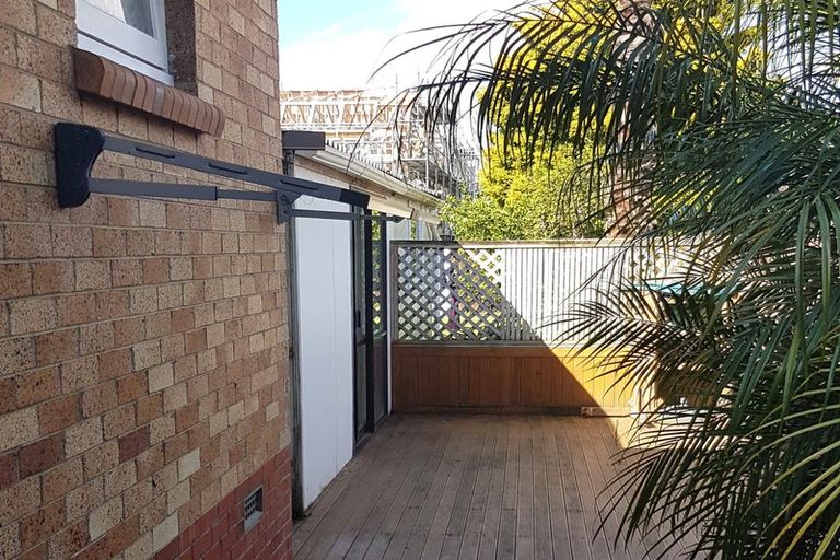 Photo of property in 1/4 Scott Road, Papakura, 2110