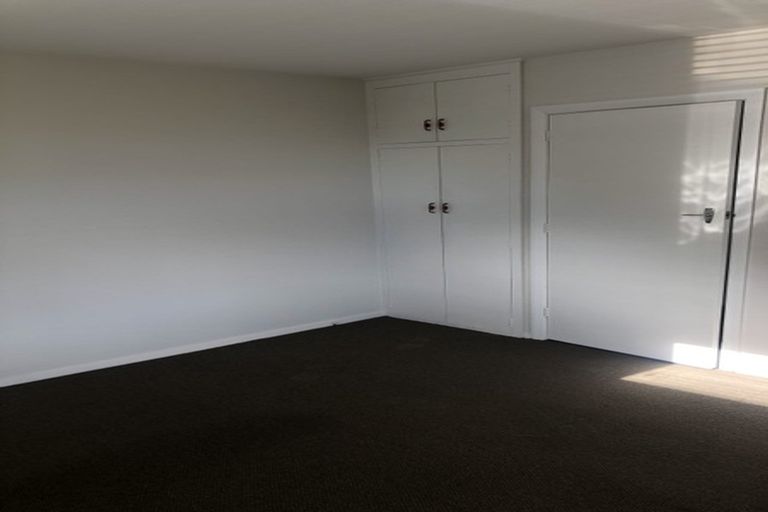 Photo of property in 10a Epsom Road, Sockburn, Christchurch, 8042