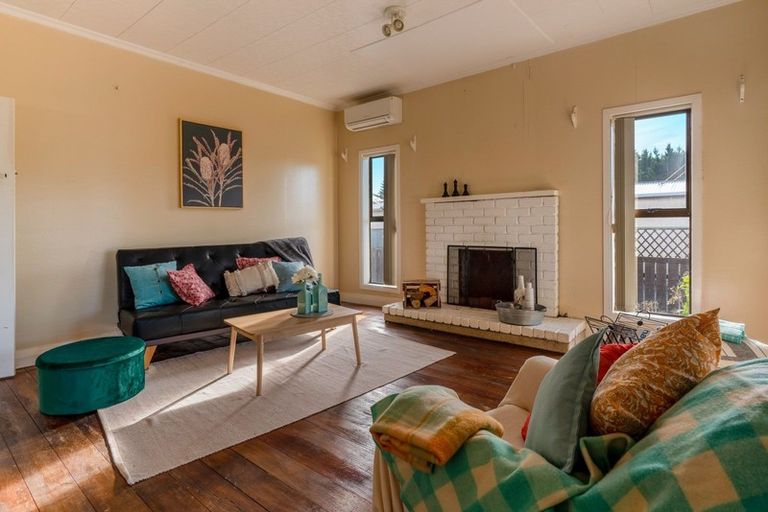 Photo of property in 15 Tasman Road, Otaki Beach, Otaki, 5512