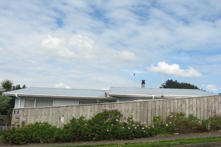 Photo of property in 52 Belair Avenue, Blagdon, New Plymouth, 4310