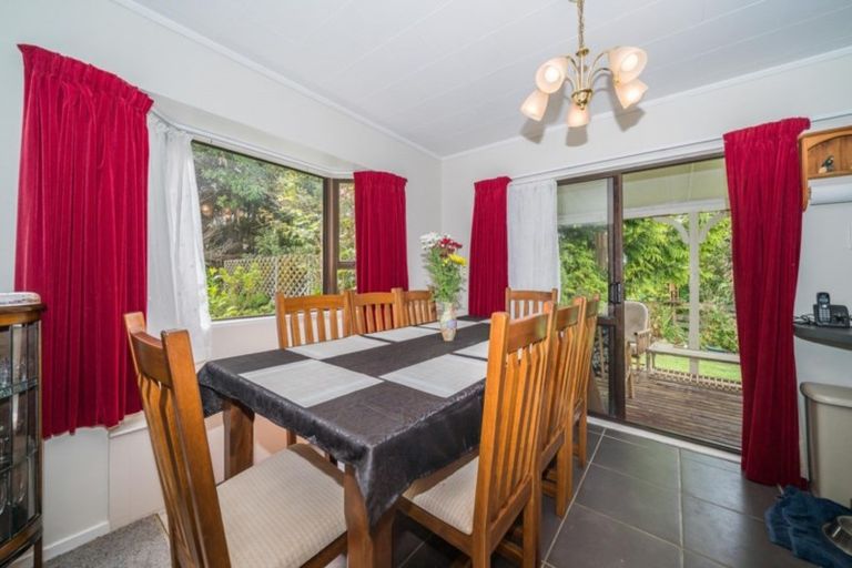 Photo of property in 18 Flyger Street, Kimbolton, 4774