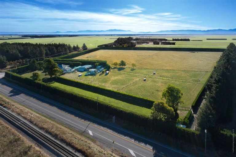 Photo of property in 6 Sharlands Road, Dunsandel, Rakaia, 7783