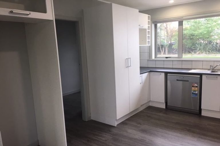 Photo of property in 8 Park Road, Western Heights, Rotorua, 3015