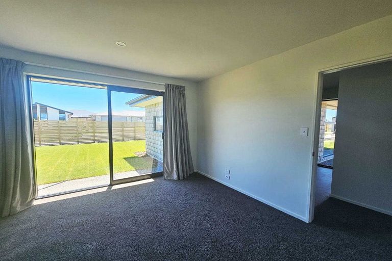 Photo of property in 42 Marcoola Drive, Rolleston, 7614