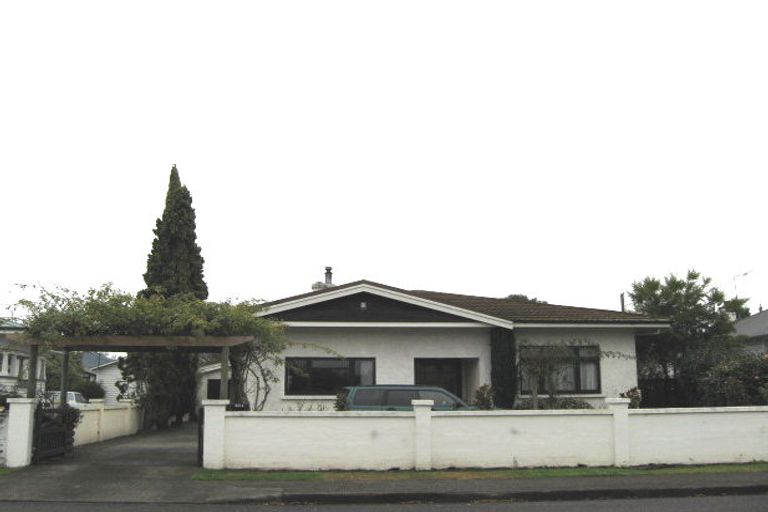 Photo of property in 404 Mclean Street, Saint Leonards, Hastings, 4120