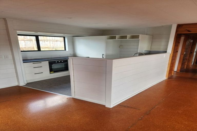 Photo of property in 10b Cedar Terrace, Stanmore Bay, Whangaparaoa, 0932