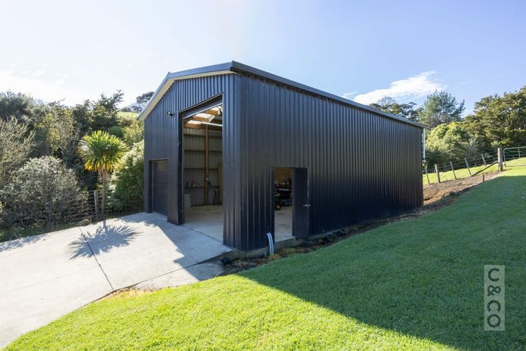 Photo of property in 25 School Road, Waimauku, 0881