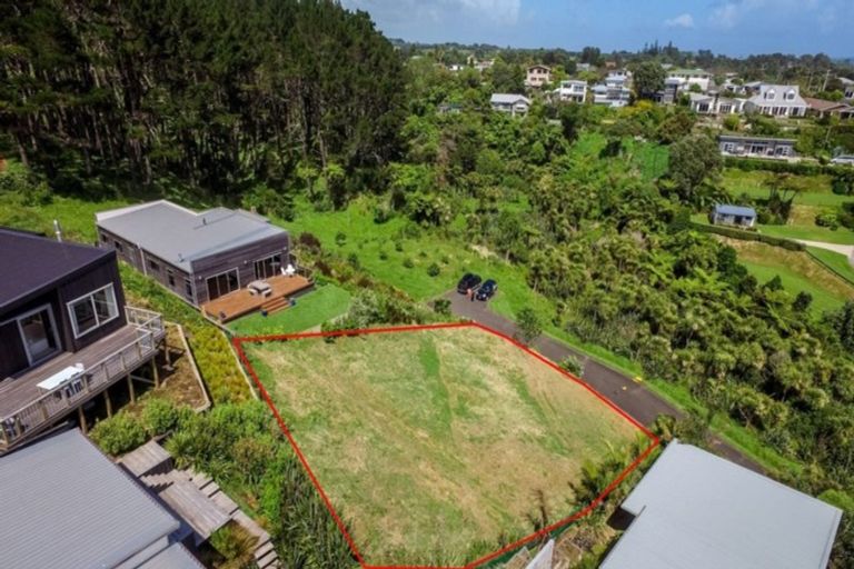 Photo of property in 12b Shearer Drive, Oakura, 4314