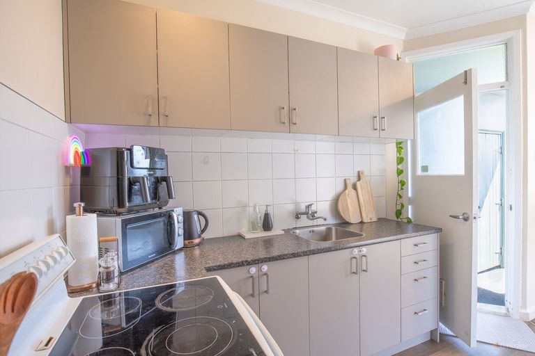 Photo of property in 19 Raymond Street, West End, Timaru, 7910