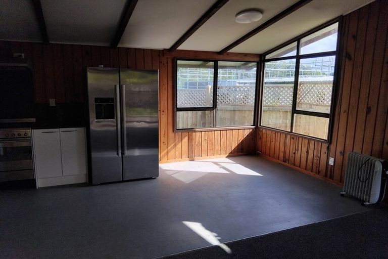 Photo of property in 19 Bristol Road, Whenuapai, Auckland, 0618