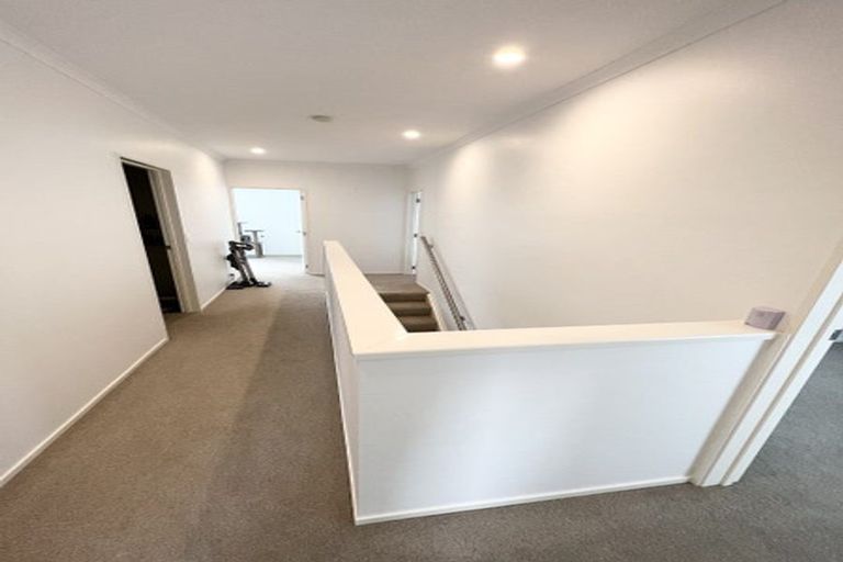 Photo of property in 10 Flounder Road, Hobsonville, Auckland, 0616