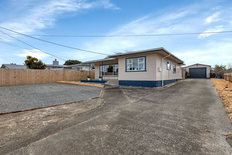 Photo of property in 97 Onerahi Road, Onerahi, Whangarei, 0110