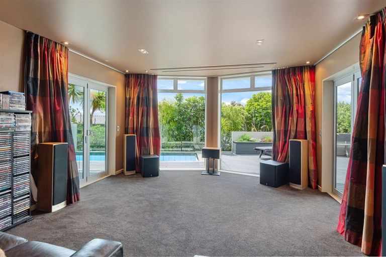 Photo of property in 1 Ti Kouka Eco Lane, Redcliffs, Christchurch, 8081