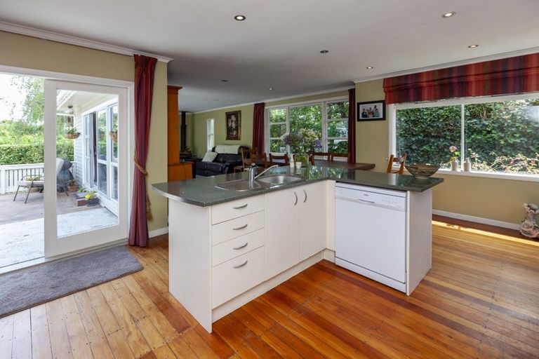 Photo of property in 119 Matai Road, Raumati South, Paraparaumu, 5032