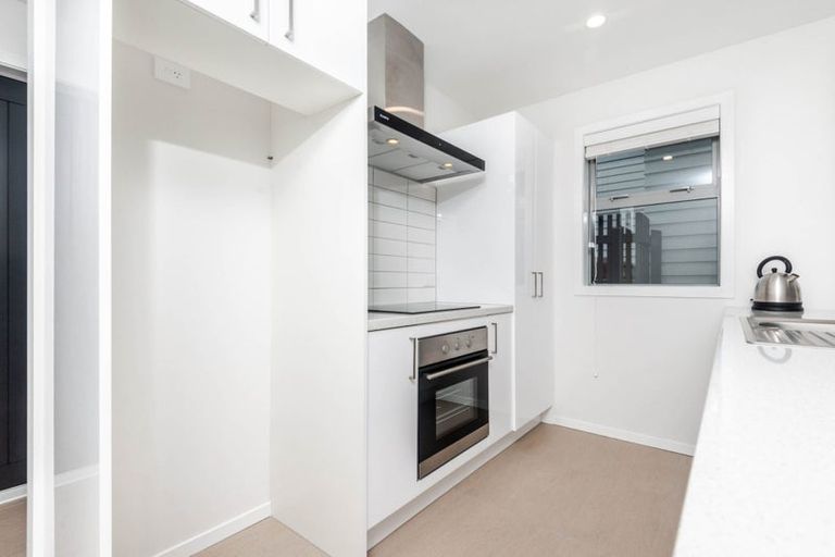 Photo of property in 27c Ranui Terrace, Tawa, Wellington, 5028