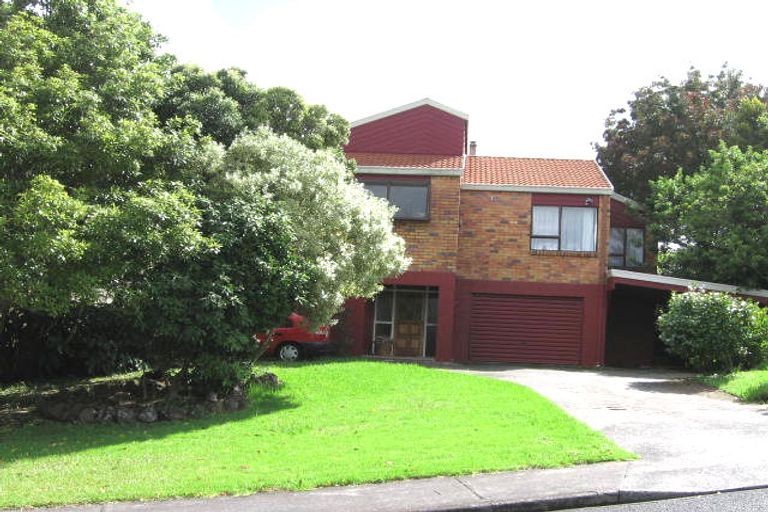 Photo of property in 54 Spence Road, Henderson, Auckland, 0612