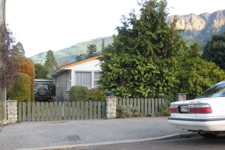 Photo of property in 15 Brisbane Street, Queenstown, 9300