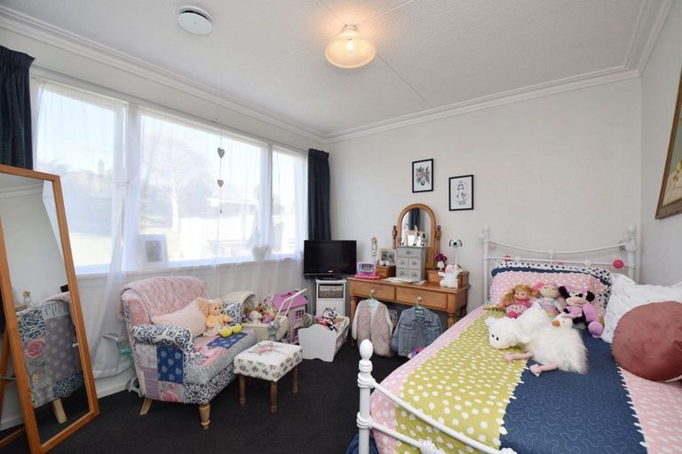 Photo of property in 5 Orwell Crescent, Newfield, Invercargill, 9812