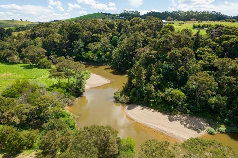 Photo of property in 12 Admiralty Drive, Haruru, 0204