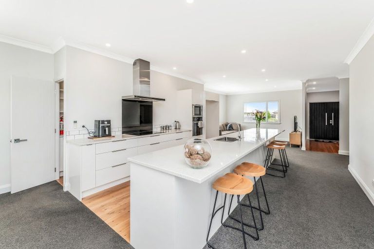 Photo of property in 61 Shadbolt Lane, Rolleston, 7614