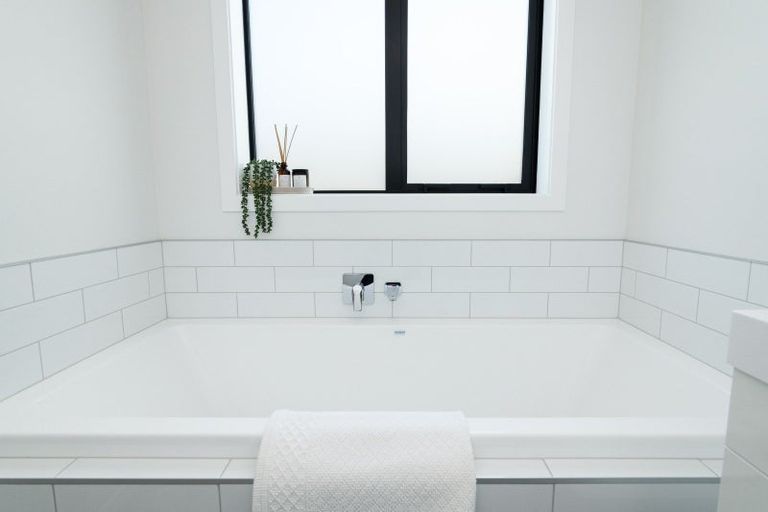 Photo of property in 5 Te Ara O Waihuri, Kelvin Grove, 4470