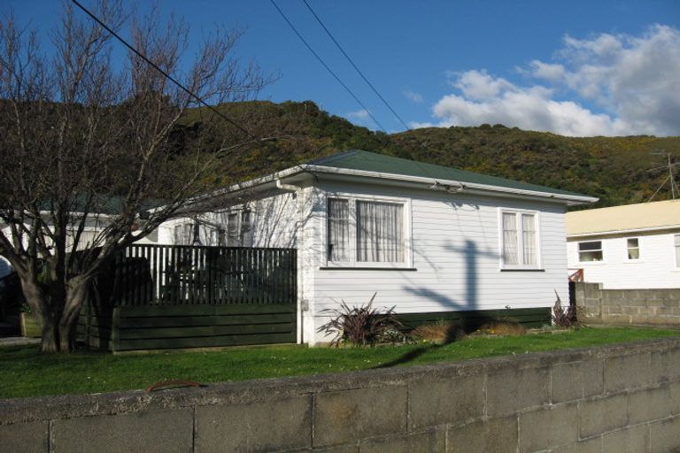 Photo of property in 7 Mckillop Street, Wainuiomata, Lower Hutt, 5014