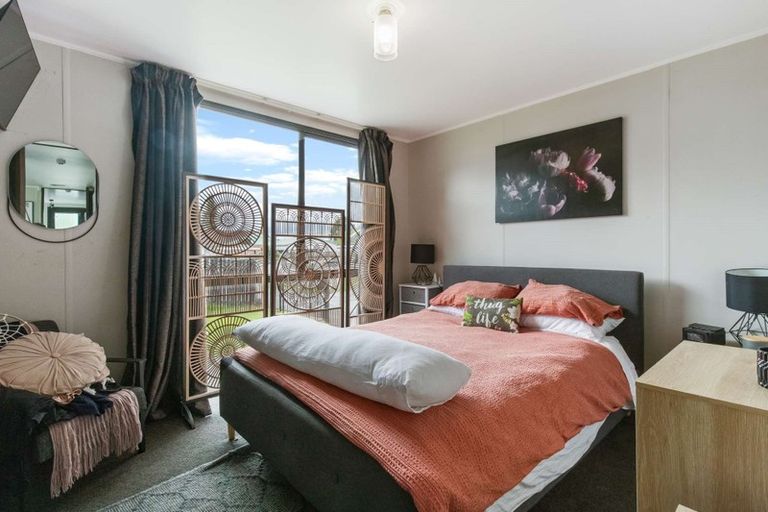 Photo of property in 22c Odlin Crescent, Nawton, Hamilton, 3200