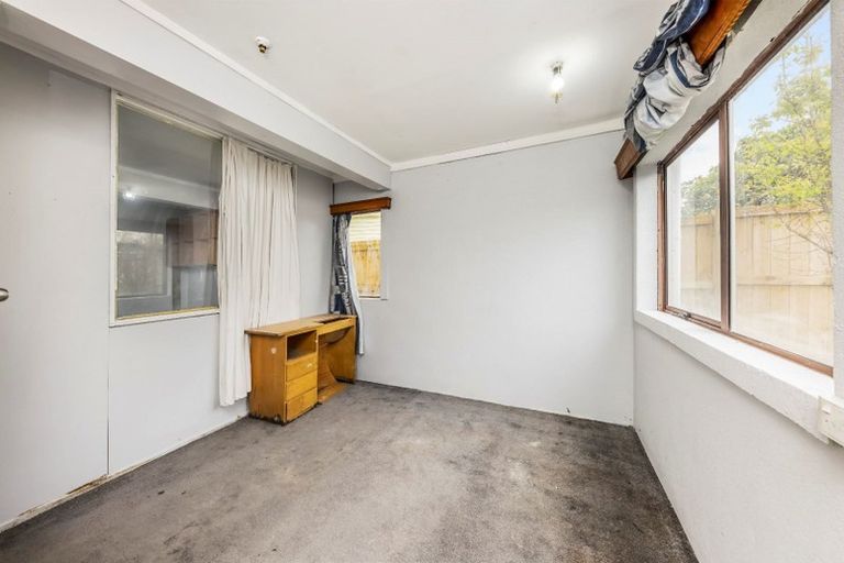 Photo of property in 11 Tomlin Place, Mangere East, Auckland, 2024