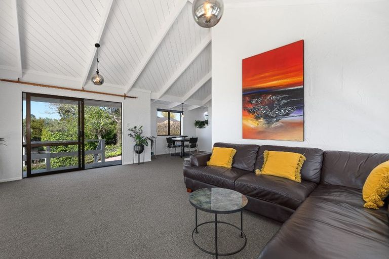 Photo of property in 15 Vivian Drive, Omokoroa, 3114