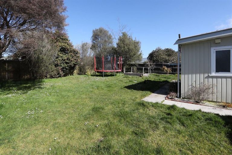 Photo of property in 14 Charles Road, Hannahs Bay, Rotorua, 3010