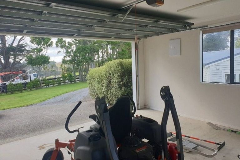 Photo of property in 262 Amreins Road, Taupaki, Henderson, 0782